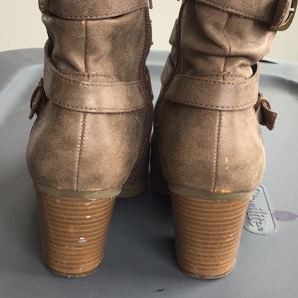Aerosols booties size 9. Good condition. - Picture 6 of 6
